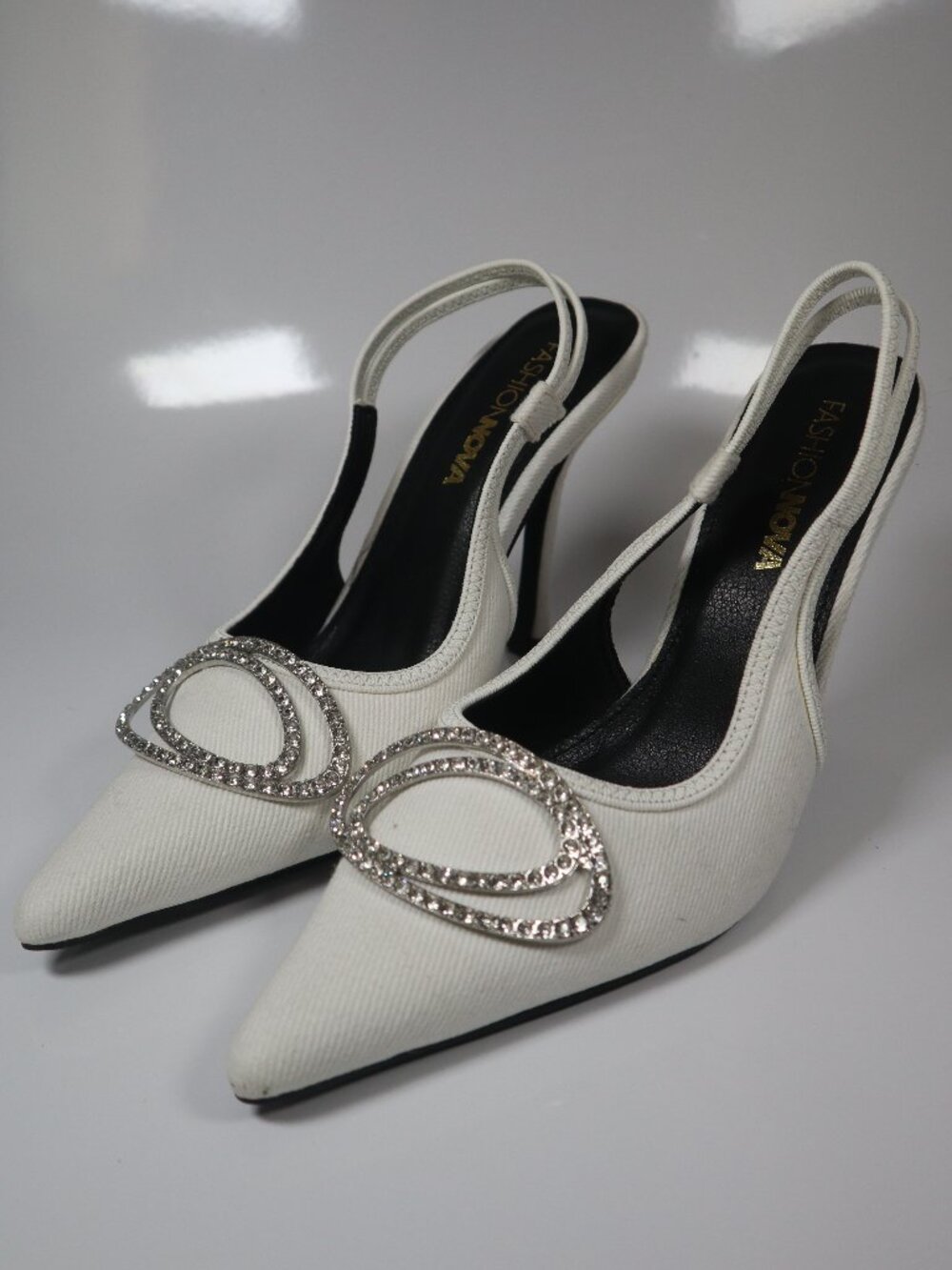 White Denim Pointed Toe Slingback Rhinestone Buckle Stiletto Heels Size 6 Y2K